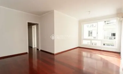 Apartamento com 3 quartos à venda na Rua Marquês do Pombal, 477, Moinhos de Vento, Porto Alegre, 100 m2 por R$ 699.900