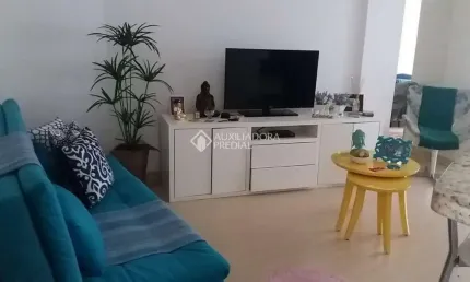 Apartamento com 1 quarto à venda na Rua Santo Antônio, 893, Floresta, Porto Alegre, 44 m2 por R$ 347.000