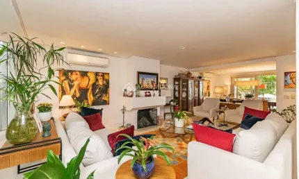 Casa em condomínio fechado com 3 quartos à venda na Rua João Caetano, 717, Três Figueiras, Porto Alegre, 324 m2 por R$ 3.600.000