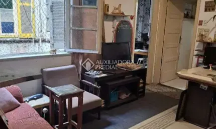 Apartamento com 3 quartos à venda na rua duque de caxias, 1294, centro histórico, porto alegre, 82 m2 por r$ 180.000