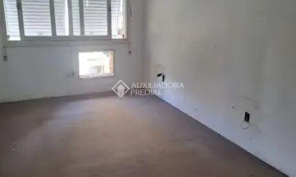 Apartamento com 2 quartos à venda na rua luzitana, 301, higienópolis, porto alegre, 61 m2 por r$ 220.000