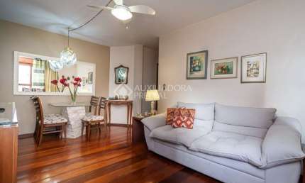 Apartamento com 2 quartos à venda na Avenida Cristóvão Colombo, 3658, Floresta, Porto Alegre, 86 m2 por R$ 464.990