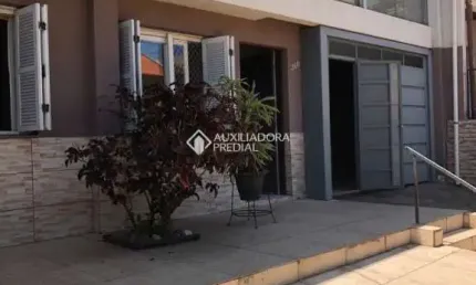Casa com 4 quartos à venda na Rua das Caravelas, 360, Vila Ipiranga, Porto Alegre, 208 m2 por R$ 710.000