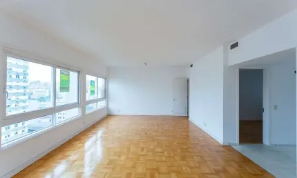 Apartamento com 3 quartos à venda na Rua Vinte e Quatro de Outubro, 1000, Moinhos de Vento, Porto Alegre, 167 m2 por R$ 1.180.000