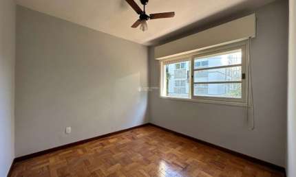 Apartamento com 2 quartos à venda na Rua Barão do Amazonas, 585, Jardim Botânico, Porto Alegre, 47 m2 por R$ 212.000