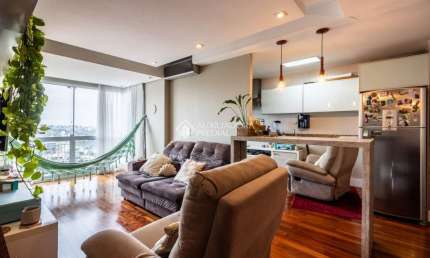 Apartamento com 2 quartos à venda na Avenida Grécia, 1000, Passo da Areia, Porto Alegre, 70 m2 por R$ 730.000