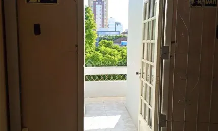 Apartamento com 2 quartos à venda na Rua Félix da Cunha, 486, Floresta, Porto Alegre, 60 m2 por R$ 265.000