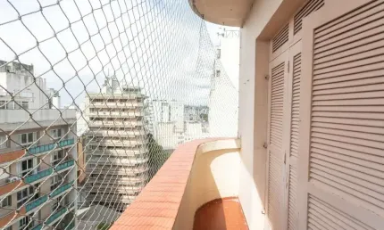 Apartamento com 3 quartos à venda na Rua Duque de Caxias, 1361, Centro Histórico, Porto Alegre, 159 m2 por R$ 720.000