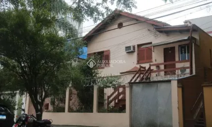 Casa em condomínio fechado com 11 quartos à venda na Rua Guararapes, 492, Petrópolis, Porto Alegre, 250 m2 por R$ 1.550.000