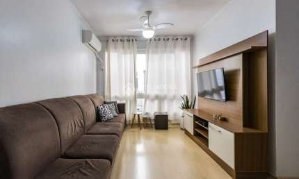 Apartamento com 3 quartos à venda na Avenida Chicago, 262, Floresta, Porto Alegre, 86 m2 por R$ 520.000