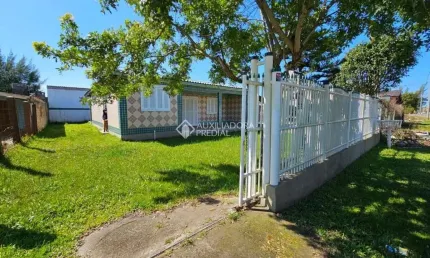 Casa com 3 quartos à venda na ijuí, 838, praia do magistério, balneário pinhal, 90 m2 por r$ 220.000