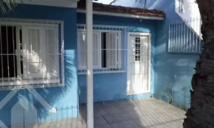 Casa em condomínio fechado com 4 quartos à venda na Travessa Alfredo Costa, 90, Medianeira, Porto Alegre, 260 m2 por R$ 550.000