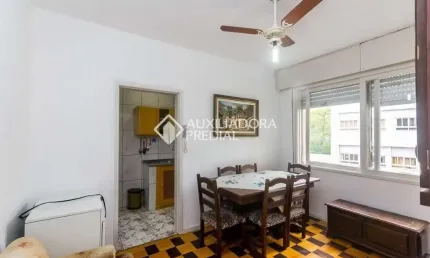 Apartamento com 1 quarto à venda na Rua Duque de Caxias, 888, Centro Histórico, Porto Alegre, 37 m2 por R$ 200.000