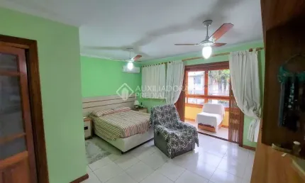 Casa com 3 quartos à venda na rua comendador rodolfo gomes, 676, menino deus, porto alegre, 360 m2 por r$ 1.280.000