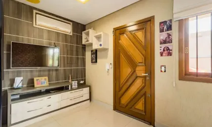 Casa em condomínio fechado com 2 quartos à venda na Avenida Outeiro, 83, Coronel Aparício Borges, Porto Alegre, 77 m2 por R$ 360.000