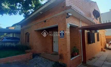Casa em condomínio fechado com 3 quartos à venda na Rua Fonseca Guimarães, 72, Medianeira, Porto Alegre, 320 m2 por R$ 759.050
