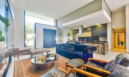Casa em condomínio fechado com 4 quartos à venda na Avenida Juca Batista, 8000, Chapéu do Sol, Porto Alegre, 418 m2 por R$ 3.590.000