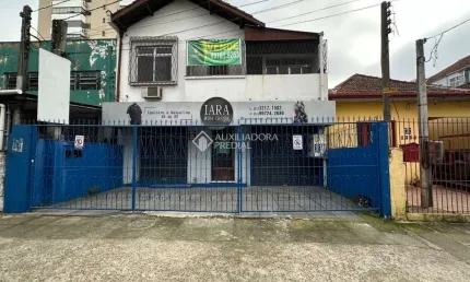 Casa com 3 quartos à venda na Rua Vicente da Fontoura, 1346, Rio Branco, Porto Alegre, 250 m2 por R$ 479.000