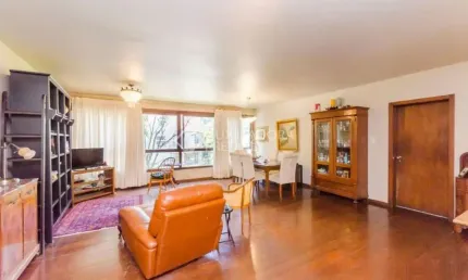 Apartamento com 3 quartos à venda na Rua Engenheiro Álvaro Nunes Pereira, 300, Moinhos de Vento, Porto Alegre, 133 m2 por R$ 980.000