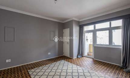 Apartamento com 3 quartos à venda na Rua Vigário José Inácio, 615, Centro Histórico, Porto Alegre, 160 m2 por R$ 399.000