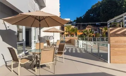 Apartamento com 3 quartos à venda na Rua Edmundo Bastian, 1012, Cristo Redentor, Porto Alegre, 90 m2 por R$ 900.000