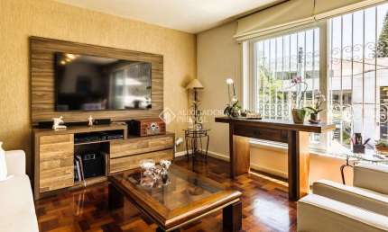 Casa com 5 quartos à venda na Rua Comendador Creidy, 197, Chácara das Pedras, Porto Alegre, 300 m2 por R$ 2.200.000