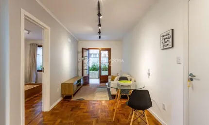 Apartamento com 1 quarto à venda na Rua Demétrio Ribeiro, 814, Centro Histórico, Porto Alegre, 45 m2 por R$ 299.900
