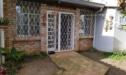 Casa com 3 quartos à venda na acesso das araucárias, 120, santa tereza, porto alegre, 163 m2 por r$ 560.000