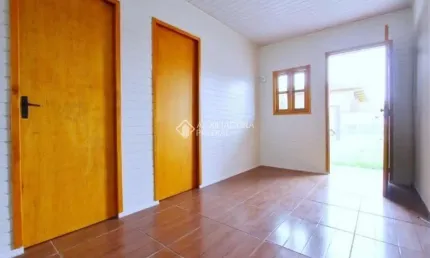 Casa com 2 quartos à venda na praça frederico westphalen, 79, cavalhada, porto alegre, 47 m2 por r$ 380.000
