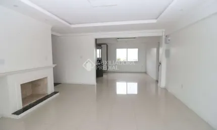 Casa em condomínio fechado com 3 quartos à venda na avenida orleaes, 75, guarujá, porto alegre, 350 m2 por r$ 890.000