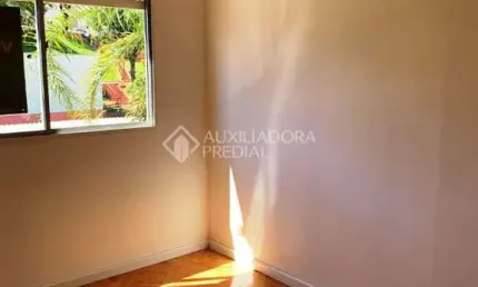 Apartamento com 2 quartos à venda na Rua Orfanotrófio, 890, Santa Tereza, Porto Alegre, 48 m2 por R$ 182.000