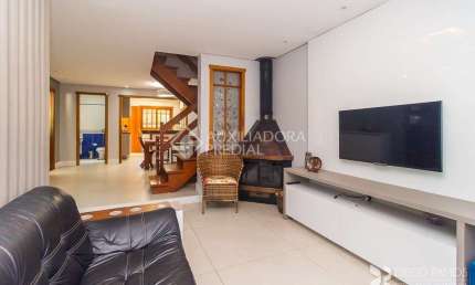 Casa em condomínio fechado com 3 quartos à venda na Avenida Flamengo, 515, Ipanema, Porto Alegre, 275 m2 por R$ 720.000