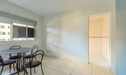 Apartamento com 2 quartos à venda na Rua Albion, 402, Partenon, Porto Alegre, 61 m2 por R$ 228.000
