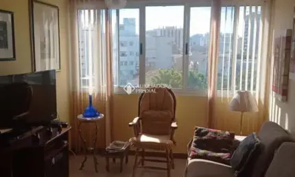 Apartamento com 2 quartos à venda na rua general lima e silva, 975, centro histórico, porto alegre, 557 m2 por r$ 600.000