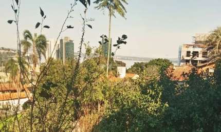Terreno em condomínio fechado à venda na Rua Curupaiti, 235, Cristal, Porto Alegre, 594 m2 por R$ 550.000