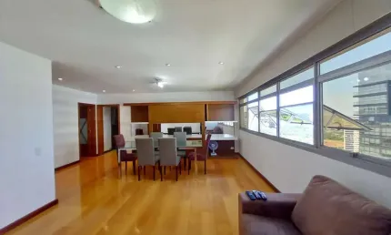 Apartamento com 3 quartos à venda na Rua Professor Cristiano Fischer, 99, Petrópolis, Porto Alegre, 138 m2 por R$ 780.000