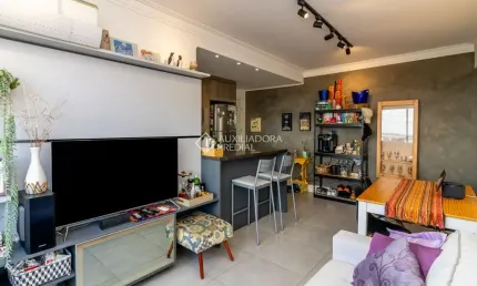 Apartamento com 3 quartos à venda na Rua Doutor Malheiros, 101, Santo Antônio, Porto Alegre, 67 m2 por R$ 490.000