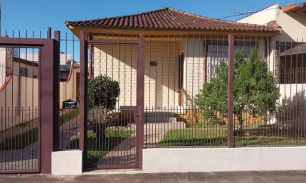 Casa com 3 quartos à venda na Rua Stephan Zweig, 120, Cavalhada, Porto Alegre, 125 m2 por R$ 520.000