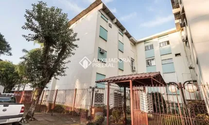 Apartamento com 3 quartos à venda na Rua Engenheiro Fernando Mendes Ribeiro, 25, Santo Antônio, Porto Alegre, 60 m2 por R$ 225.000