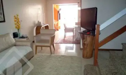 Casa em condomínio fechado com 3 quartos à venda na Rua Professor Antônio José Remião, 48, Espírito Santo, Porto Alegre, 150 m2 por R$ 890.000