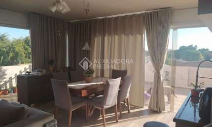 Cobertura com 3 quartos à venda na Rua Vítor Valpírio, 457, Anchieta, Porto Alegre, 214 m2 por R$ 658.000