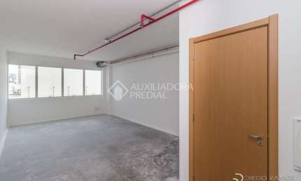 Sala comercial à venda na Rua Gomes Jardim, 201, Santana, Porto Alegre, 36 m2 por R$ 550.000