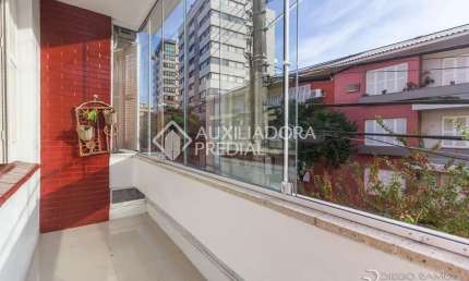 Apartamento com 2 quartos à venda na Rua Doutor Oscar Bittencourt, 2, Menino Deus, Porto Alegre, 74 m2 por R$ 385.000