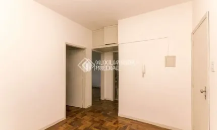 Apartamento com 2 quartos à venda na Avenida Paraná, 2392, Navegantes, Porto Alegre, 49 m2 por R$ 190.000