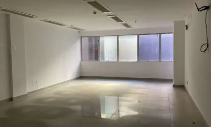 Sala comercial à venda na Rua General Câmara, 432, Centro Histórico, Porto Alegre, 49 m2 por R$ 164.620