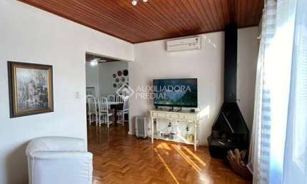Casa com 3 quartos à venda na Felicíssimo De Alfonsin, 263, Centro, Tapes, 169 m2 por R$ 556.500