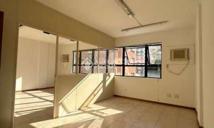 Sala comercial à venda na Rua Nunes Machado, 201, Azenha, Porto Alegre, 48 m2 por R$ 149.000