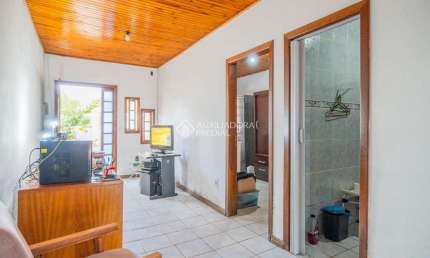 Casa com 2 quartos à venda na Rua Baldoino Bottini, 478, Hípica, Porto Alegre, 70 m2 por R$ 329.000