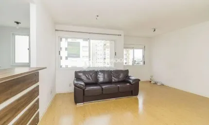 Apartamento com 2 quartos à venda na Avenida Dom Cláudio José Gonçalves Ponce de Leon, 140, Vila Ipiranga, Porto Alegre, 68 m2 por R$ 426.000