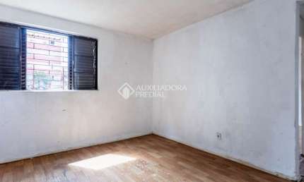Apartamento com 2 quartos à venda na Tucano, 80, Rubem Berta, Porto Alegre, 43 m2 por R$ 74.000